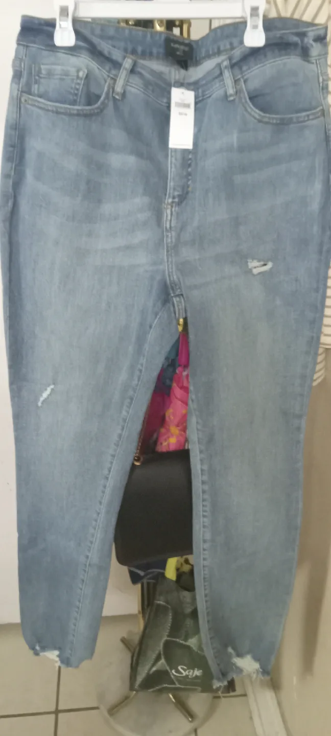 Banana Republic Curvy Skinny Jeans - Size 33/16 image indicator(5)