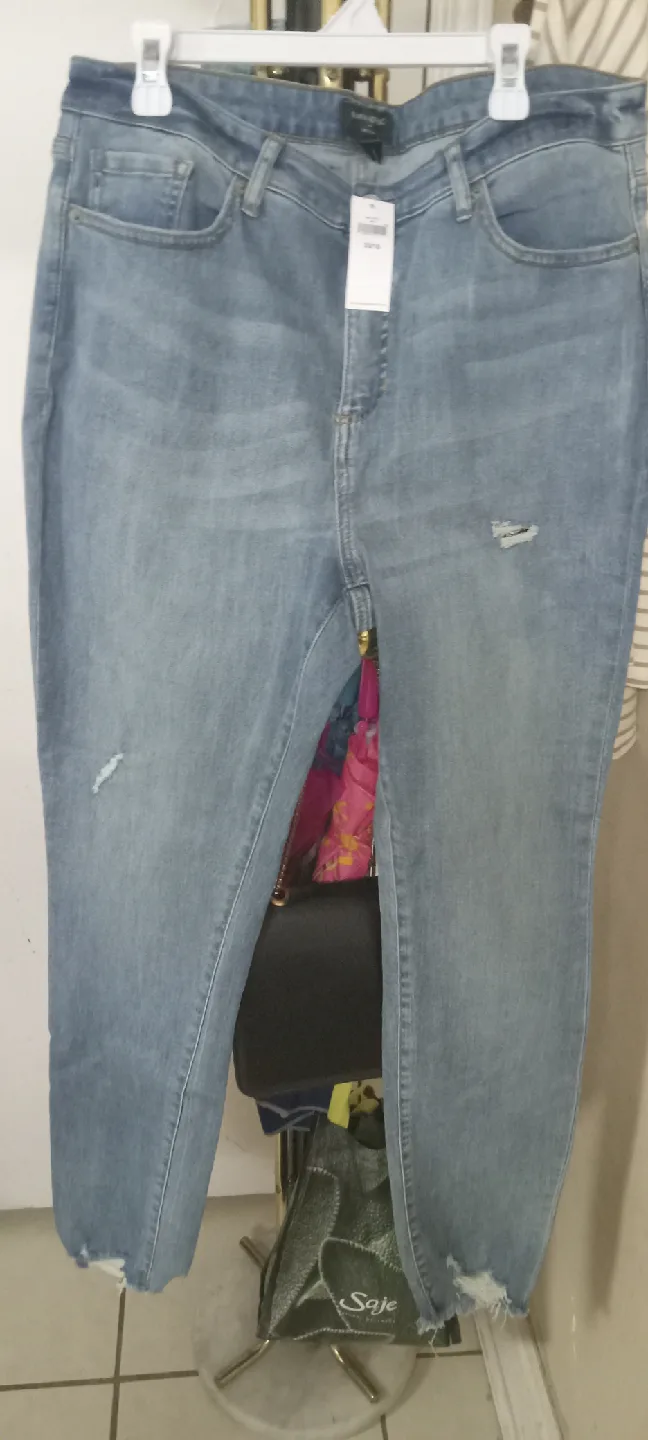 Banana Republic Curvy Skinny Jeans - Size 33/16 image indicator(6)