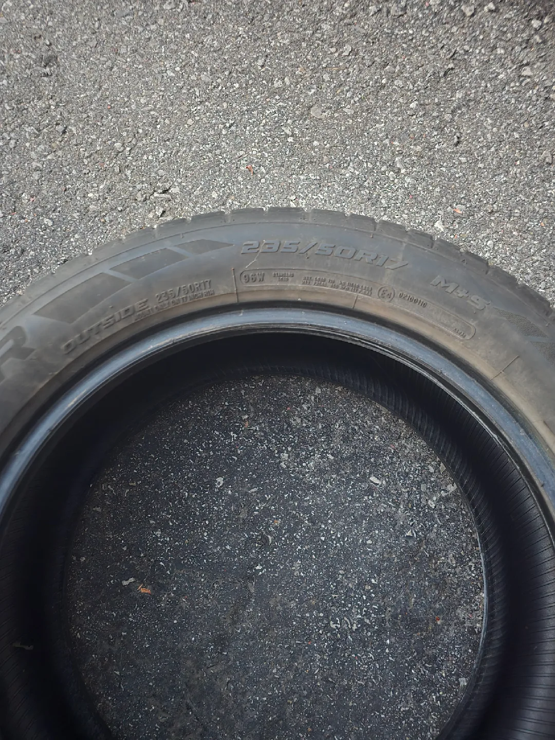 winter Tire 235/50R17 image indicator(6)