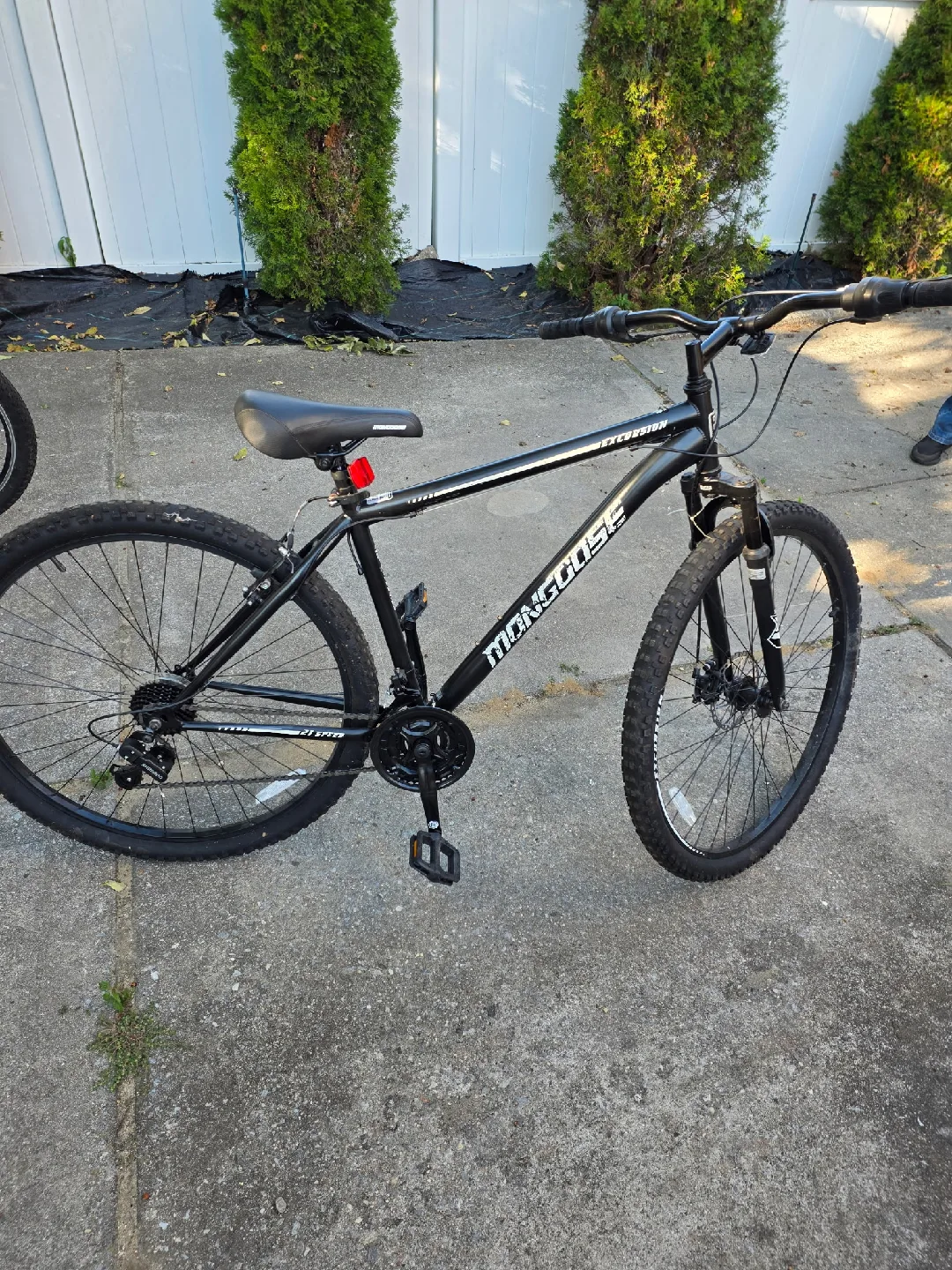 21-speed bike for sale image indicator(2)