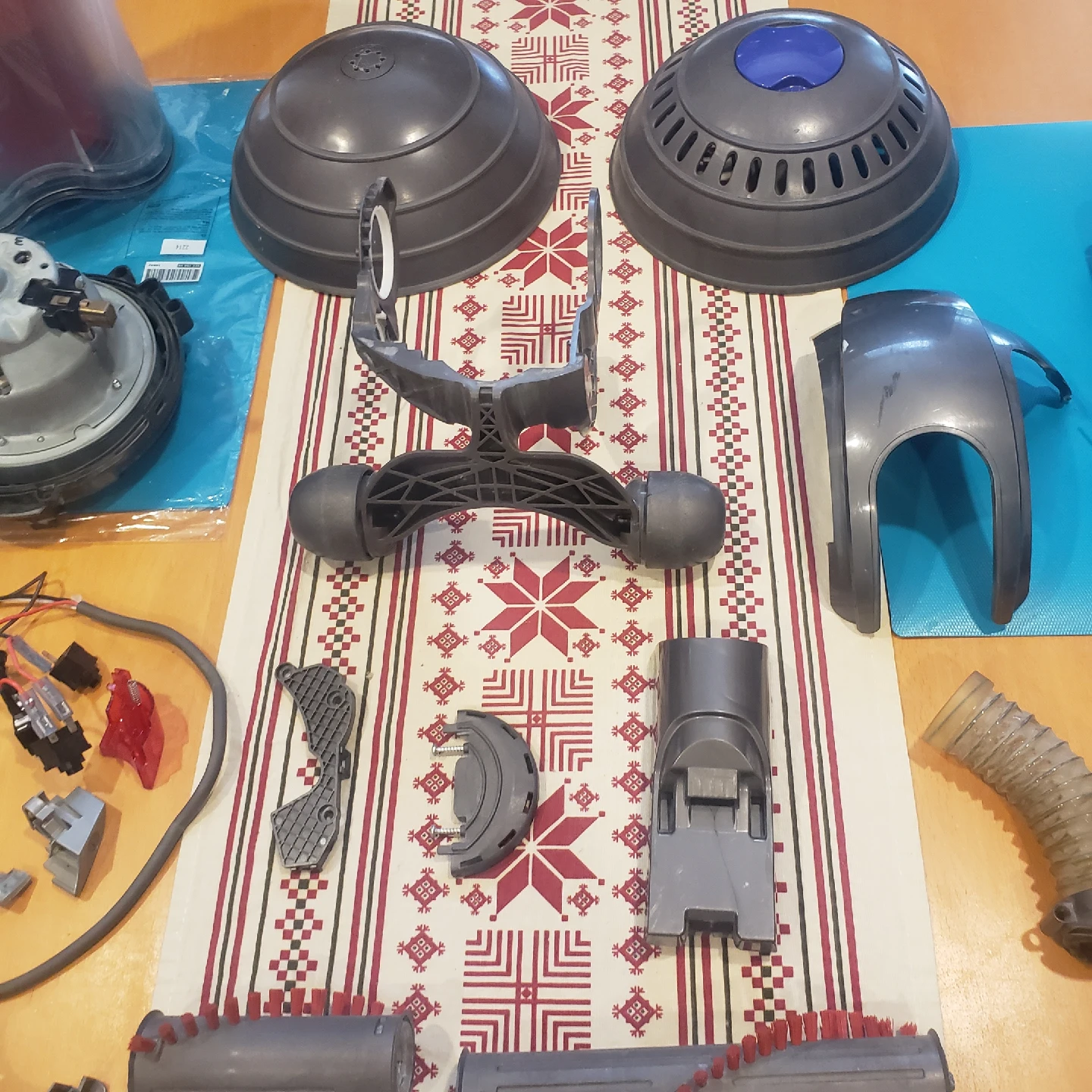 Dyson DC43 Vacuum Cleaner Parts - photo 3