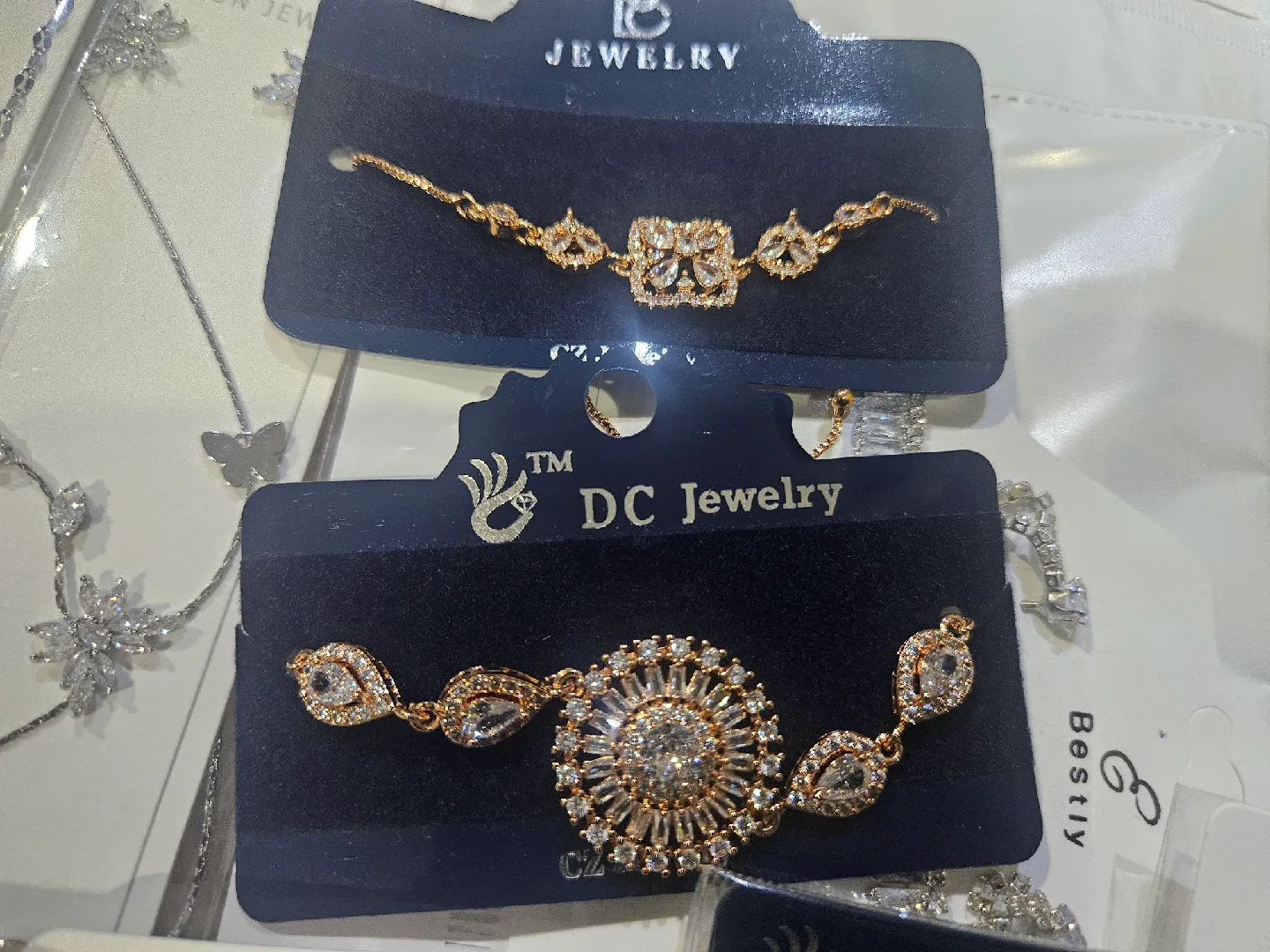 Selection of DC Jewelry jercon Ad stone premium  stuff image indicator(5)