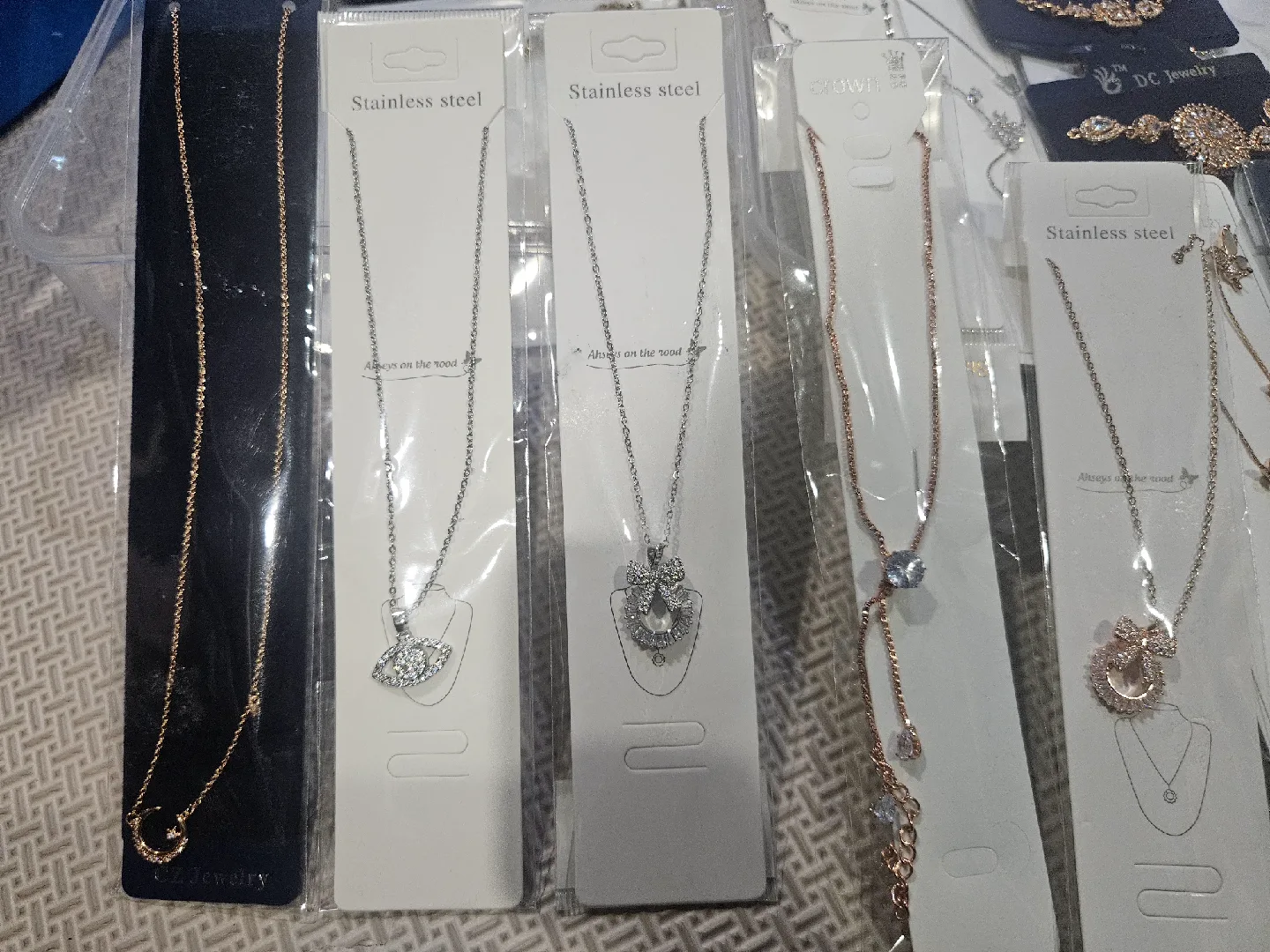 Selection of DC Jewelry jercon Ad stone premium  stuff image indicator(6)