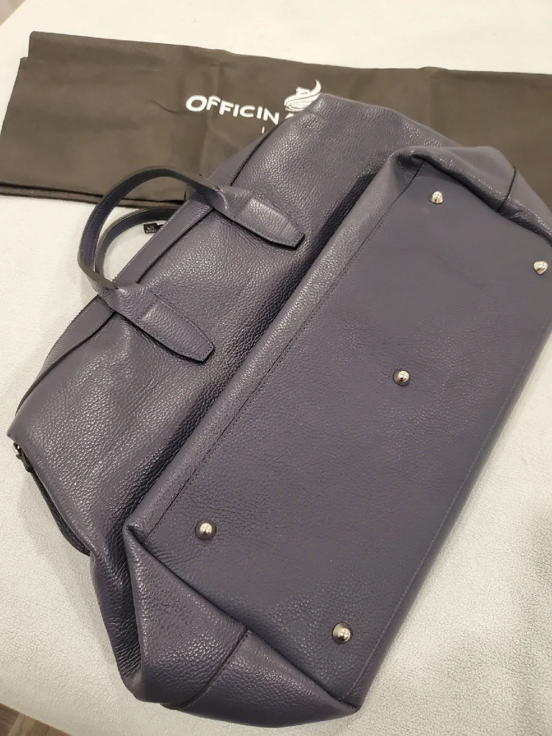 new quality navy leather overnight bag image indicator(7)