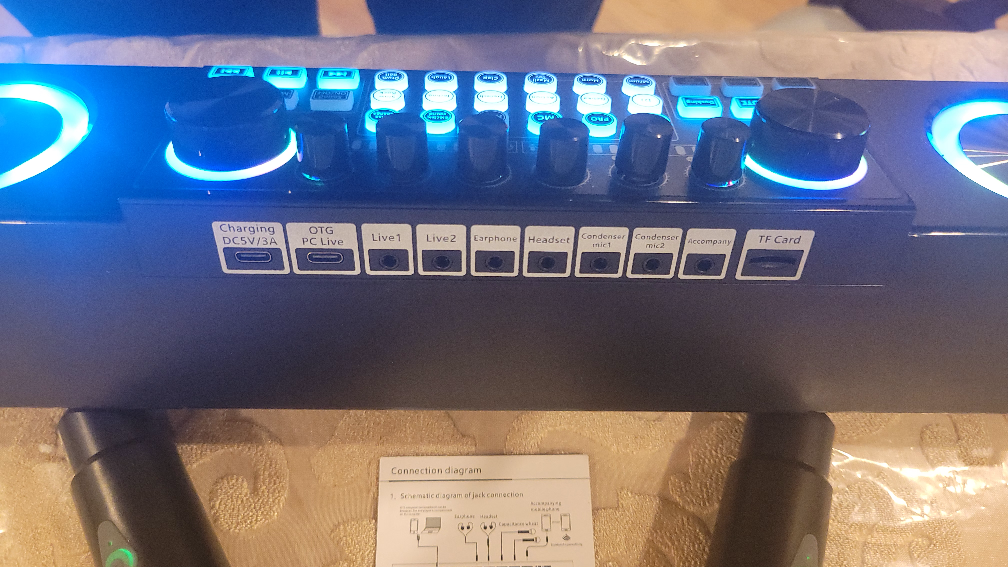 Live Sound Card Audio Integrated Set w/ 2 Mics - photo 3