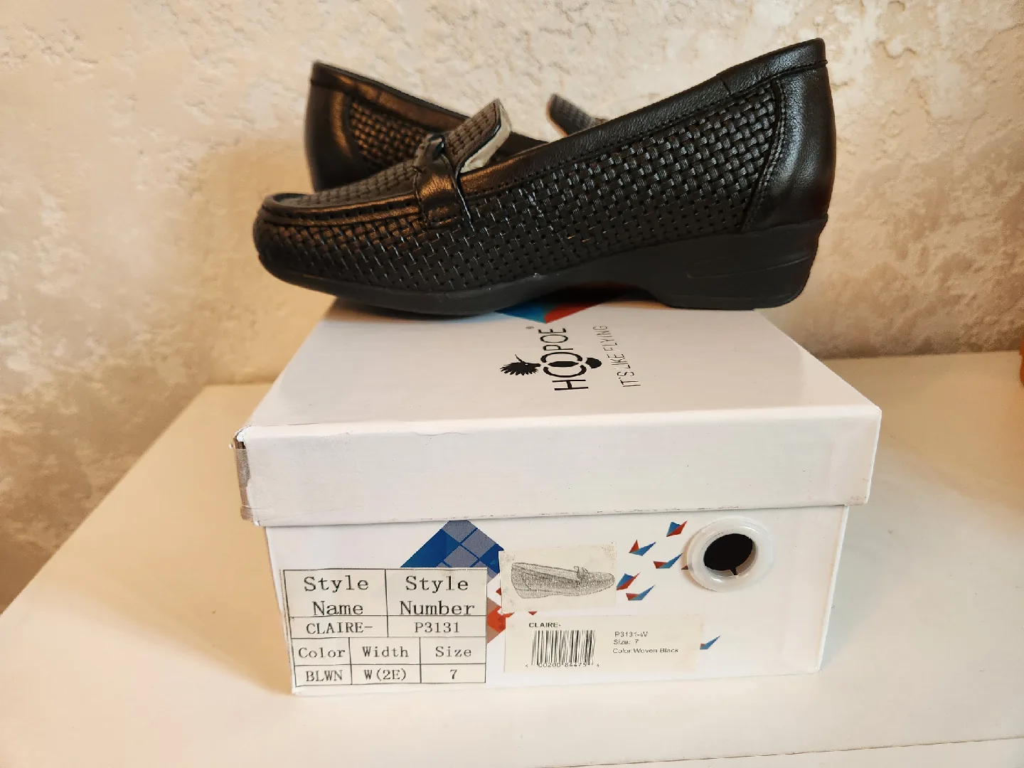 HOOPOE Claire Loafers - Black Woven - Size 7 image indicator(4)