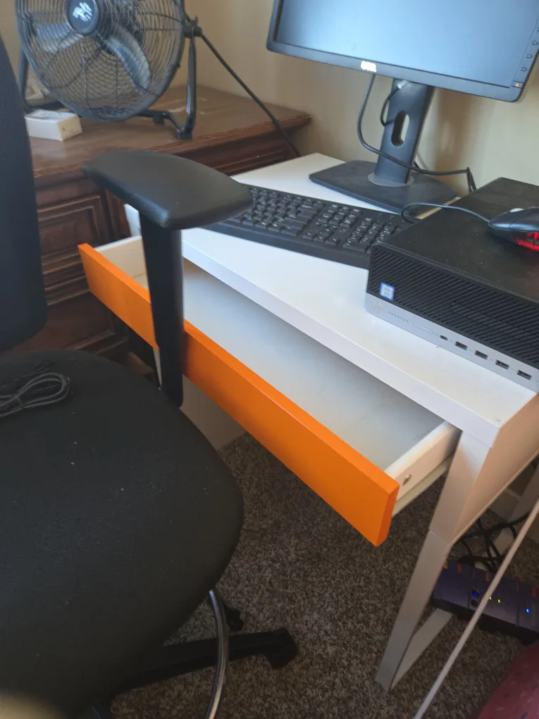 Hp desktop computer and desktop and chair image indicator(4)