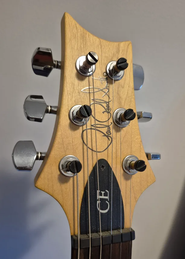 2017 PRS CE 24 (Amber) with Gig Bag image indicator(3)