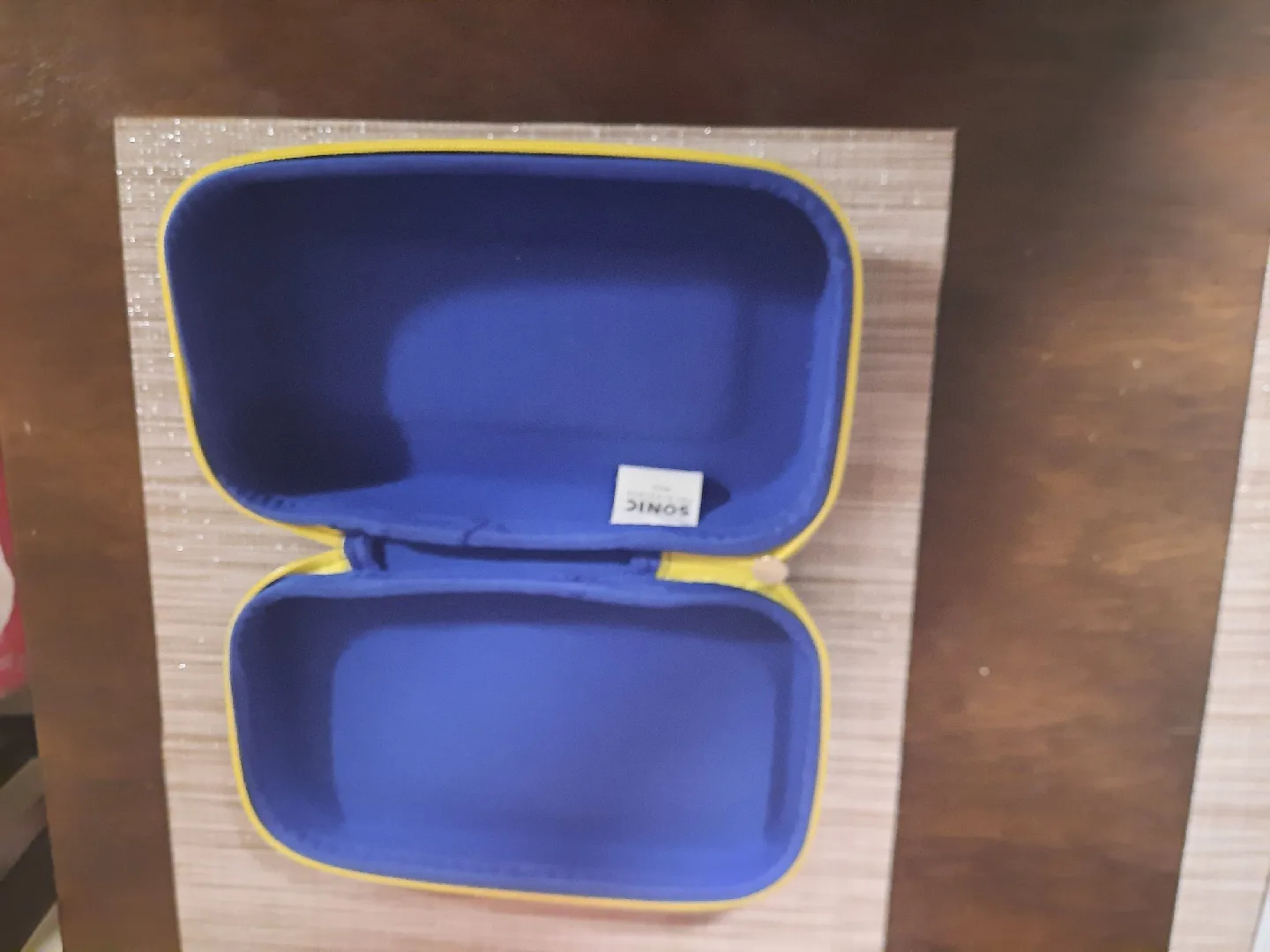 Sonic the Hedgehog  zipper  case image indicator(3)