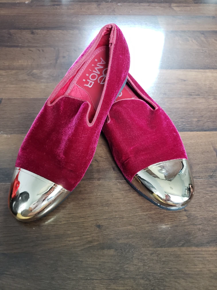 Amor Elise Velvet Loafers (Size 8.5 / 41.5)