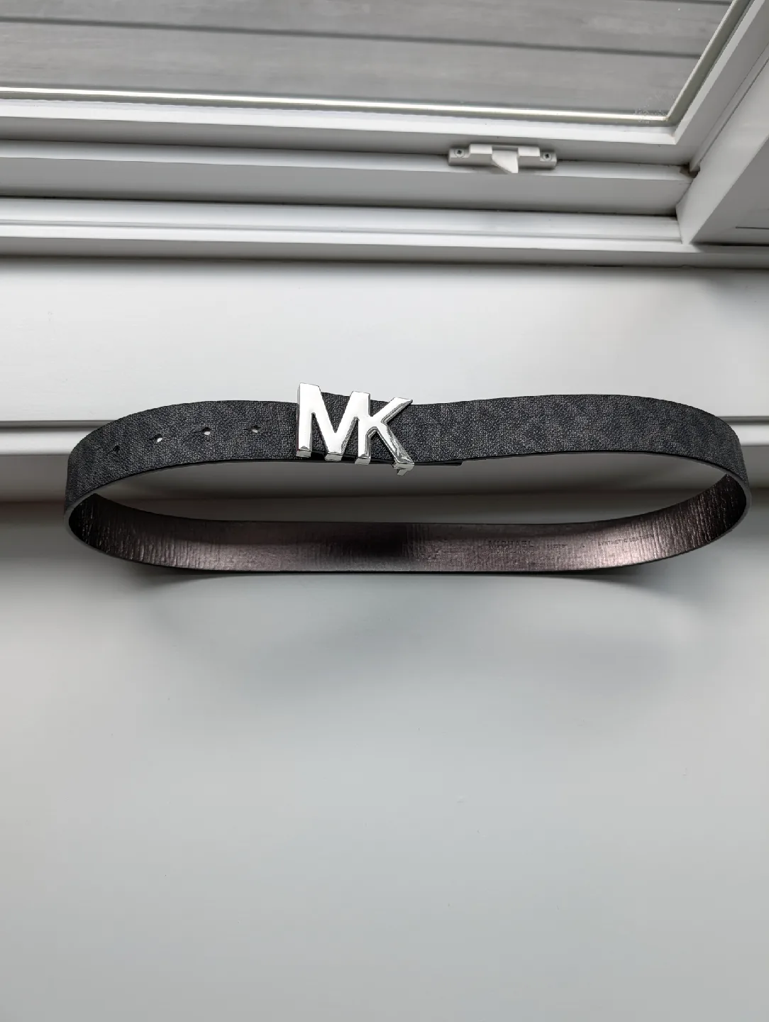 Michael Kors Black Belt image indicator(3)