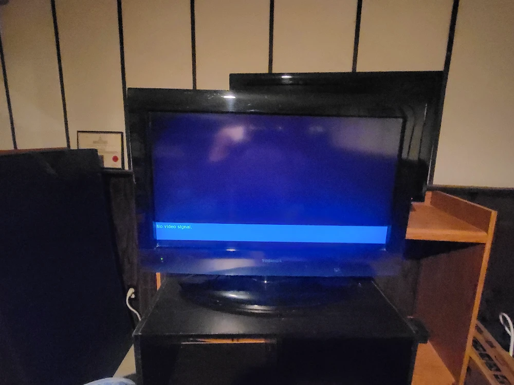 Toshiba 32" Fire TV Edition 32LF221C21 - photo 2