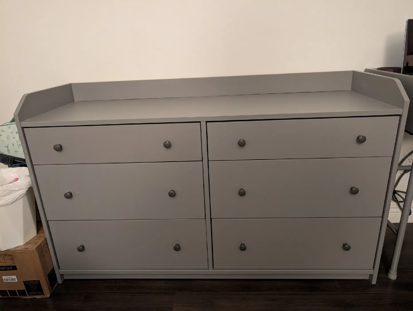 IKEA 6 Drawer Dresser Gray image indicator(2)
