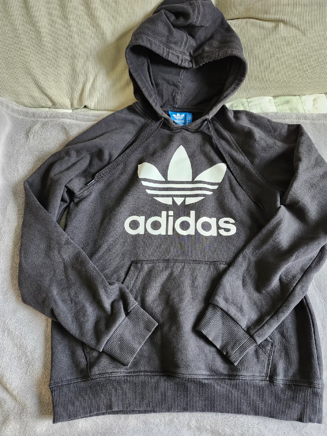 Men's Adidas Hoodie - Size S - image indicator(2)