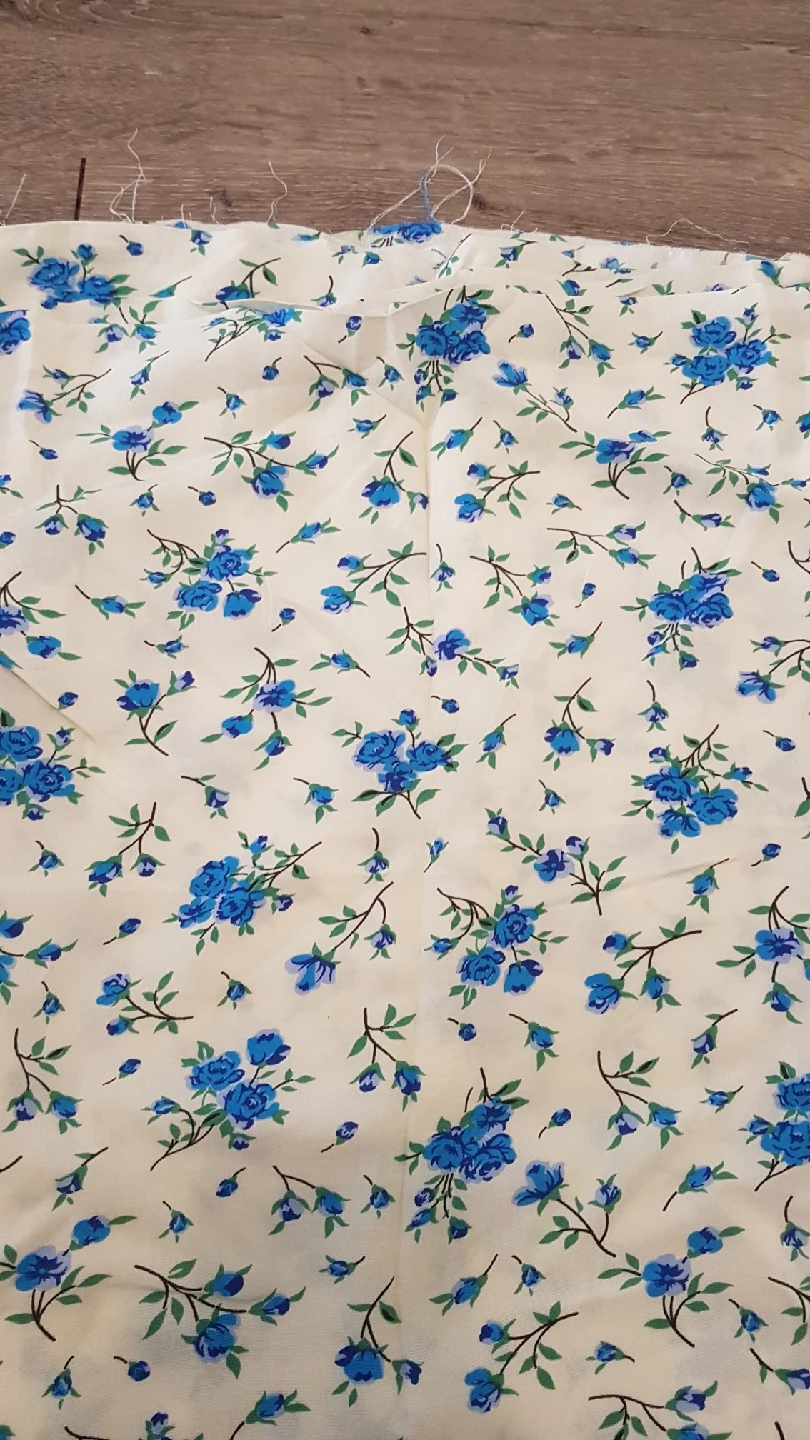 Floral Print Fabric - Blue Roses