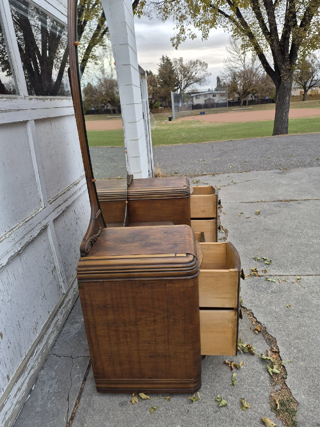 Antique Vanity with Mirror - photo 5