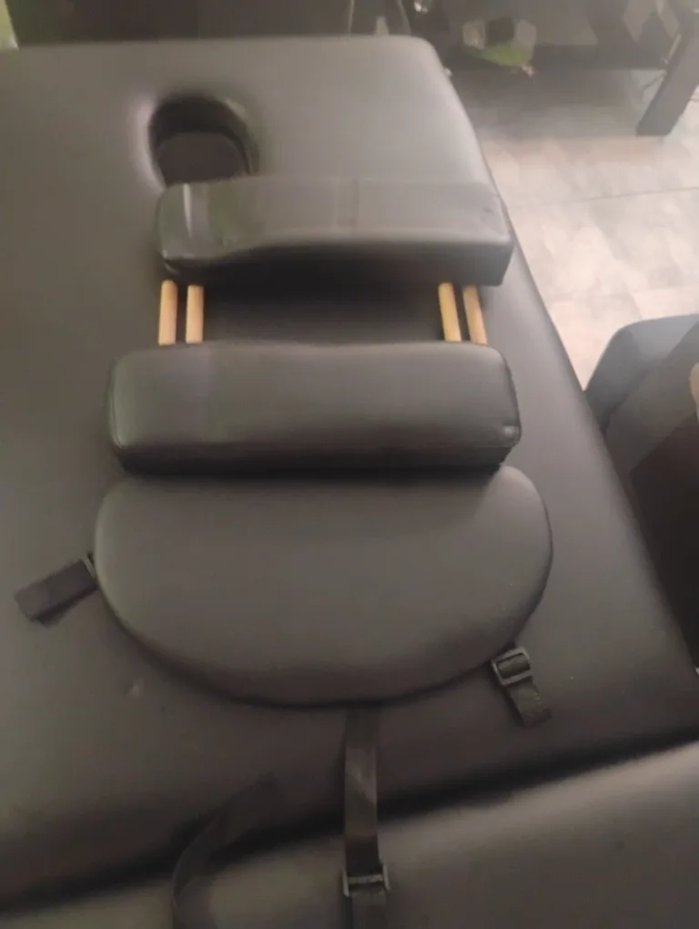 Portable Massage Table - Black image indicator(2)