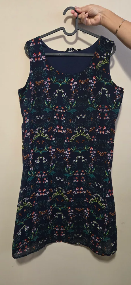 Floral Sleeveless Dress - Size XL thumbnail