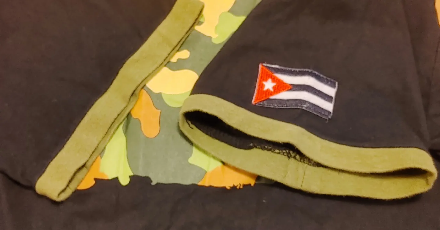 Isleño Che Guevara Graphic Tee - Size L image indicator(4)