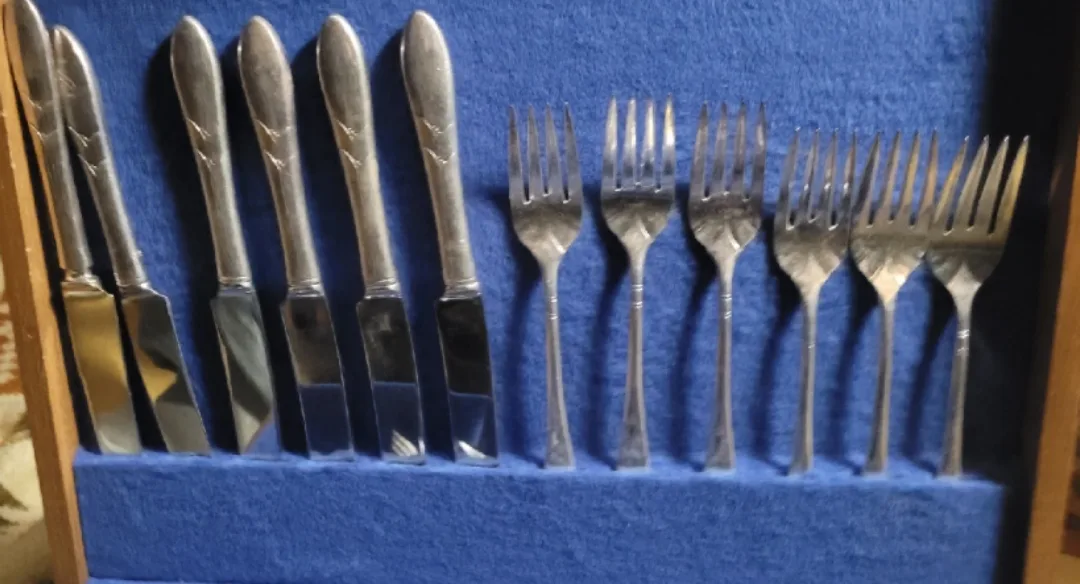 Vintage Silver Plate Flatware Set image indicator(6)