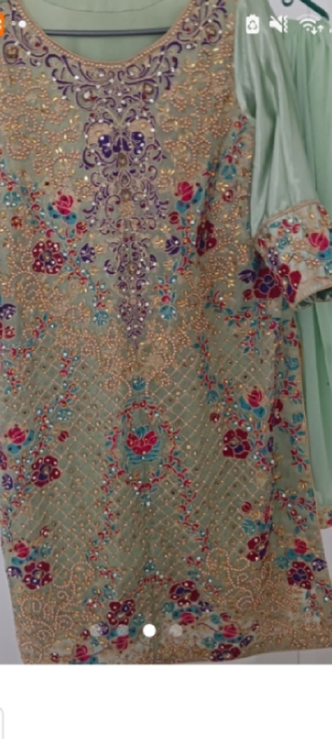 Embroidered Salwar Kameez Suit used beautiful lohre sale sale - photo 2