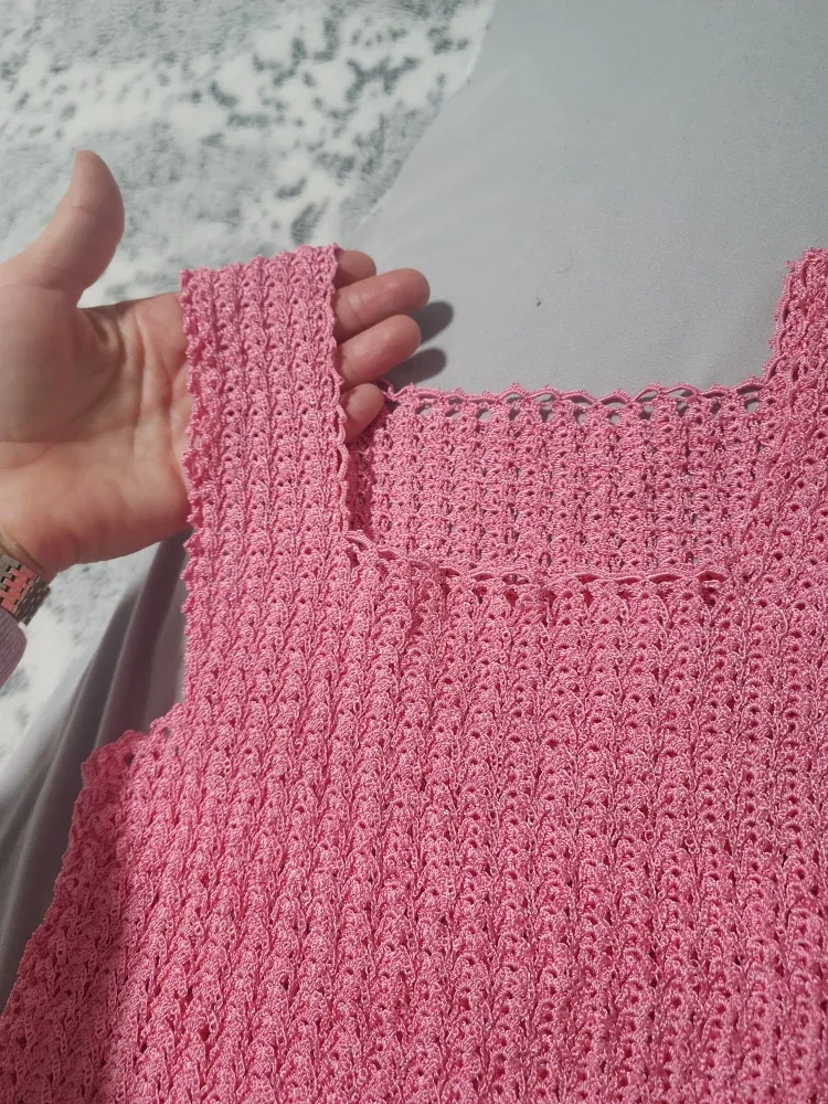 Handmade Pink Crochet Tank Top image indicator(4)