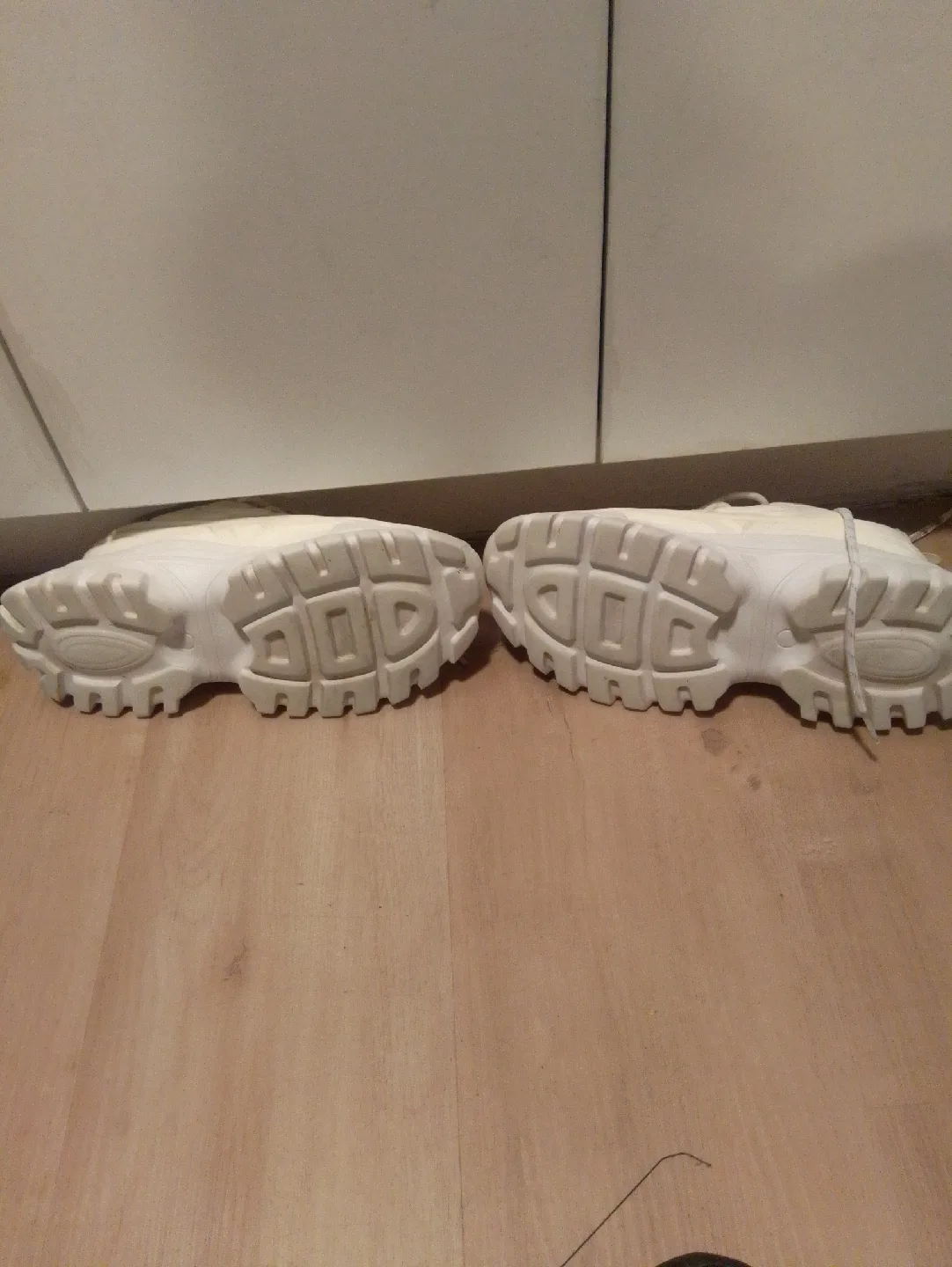 Dream Pairs Women's Chunky Sneakers - Size 8 image indicator(2)