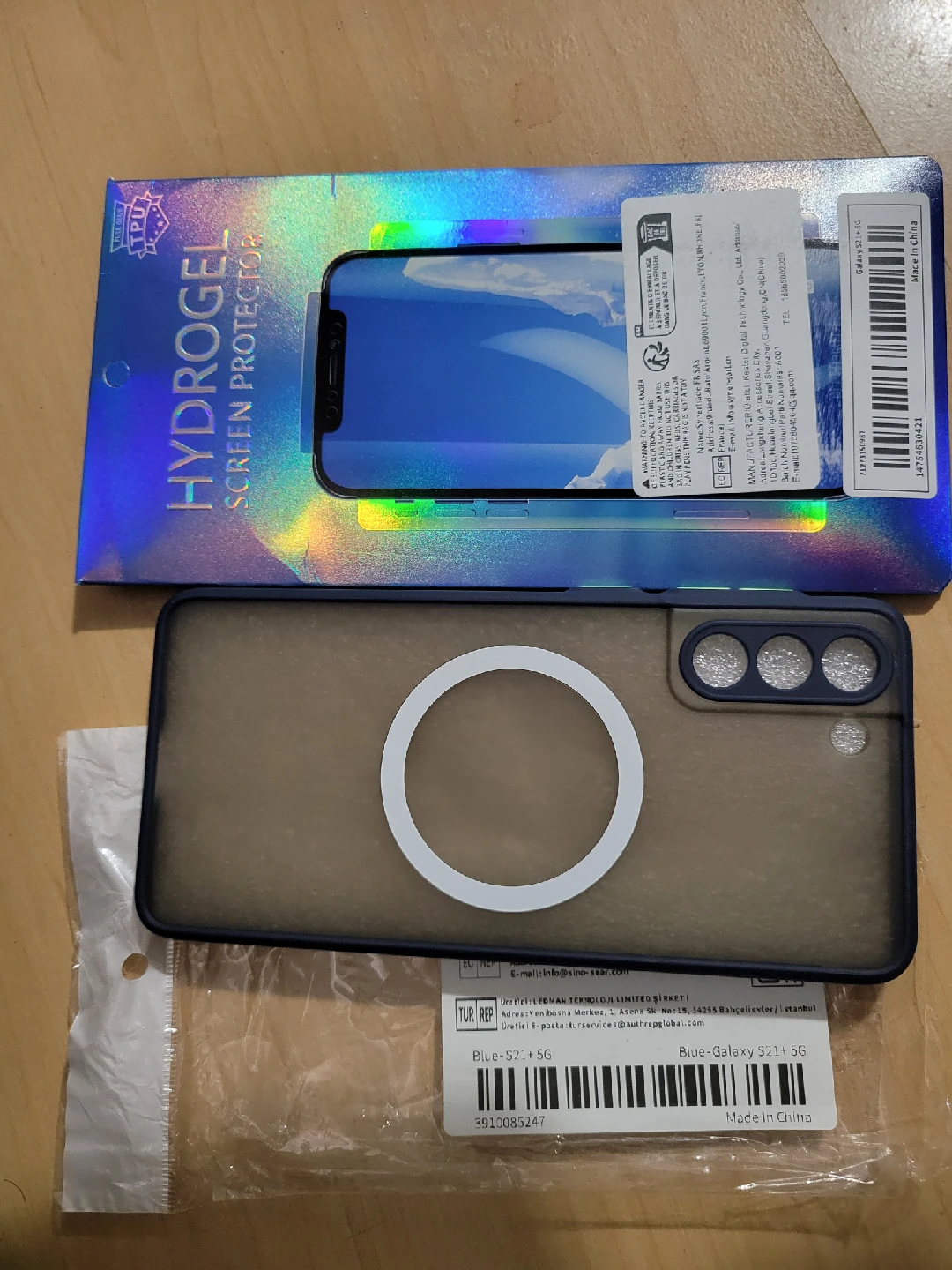 Samsung Galaxy S21+ 5G Case & Hydrogel Screen Protector