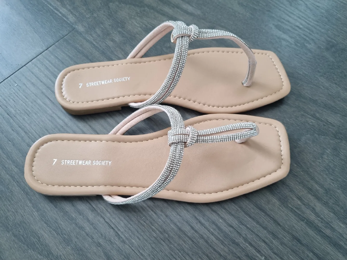 Forever 21 Flats thumbnail