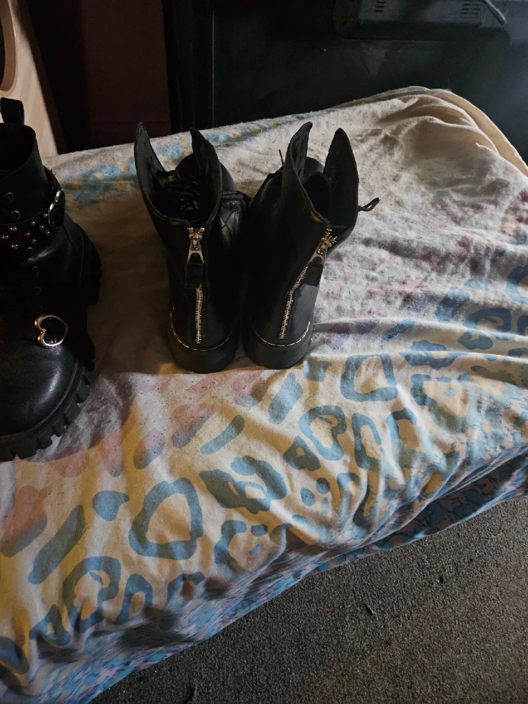 Black Platform Boots with Heart Detail image indicator(10)