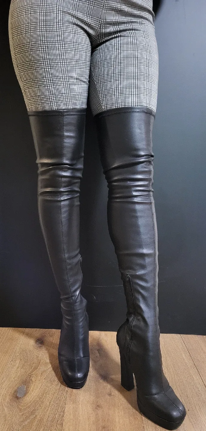 Black Thigh High Heel Boots image indicator(2)