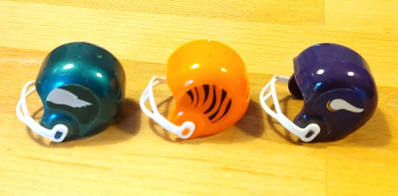 Miniature NFL Football Helmets Collection image indicator(9)