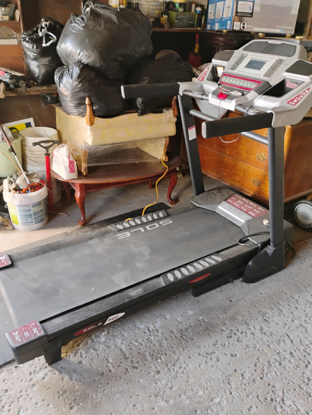 SOLE F60 Treadmill