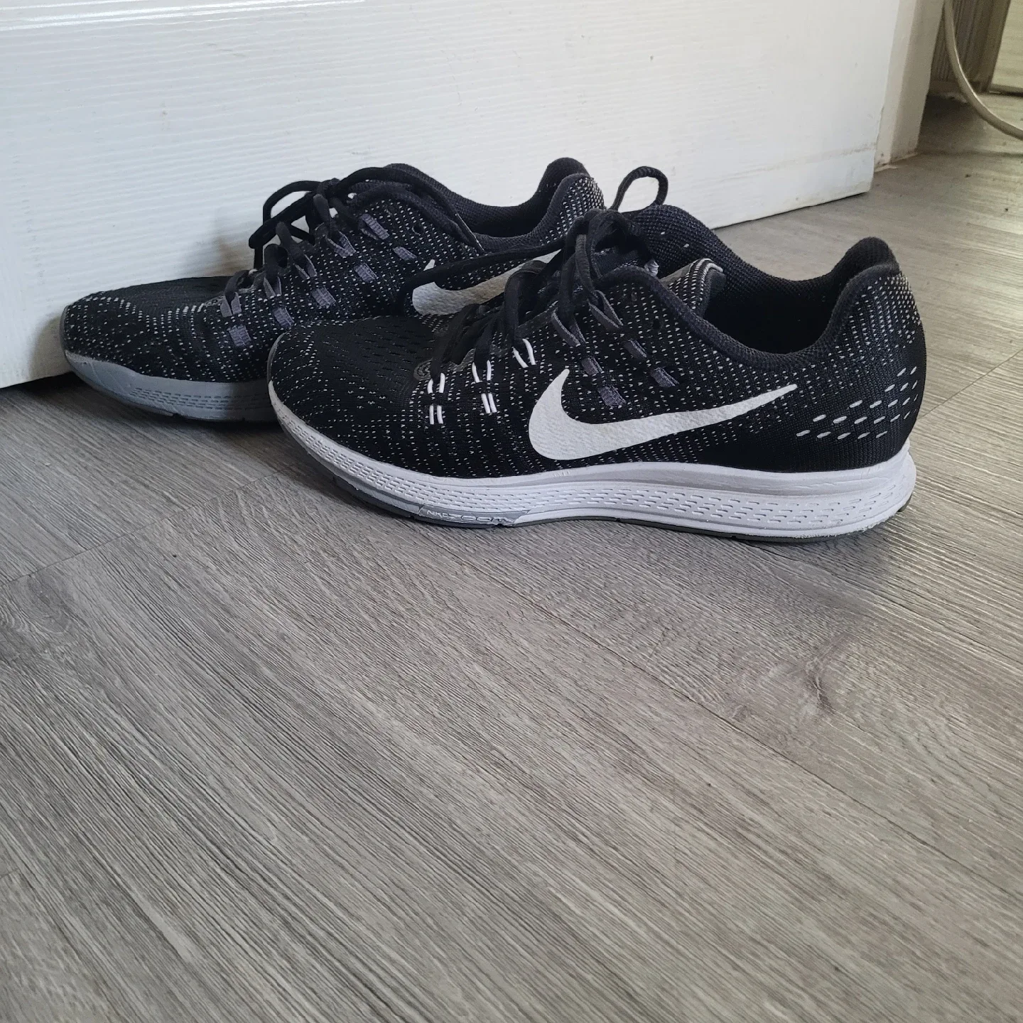 Nike Zoom Span 2 Running Shoes - Black/White image indicator(2)