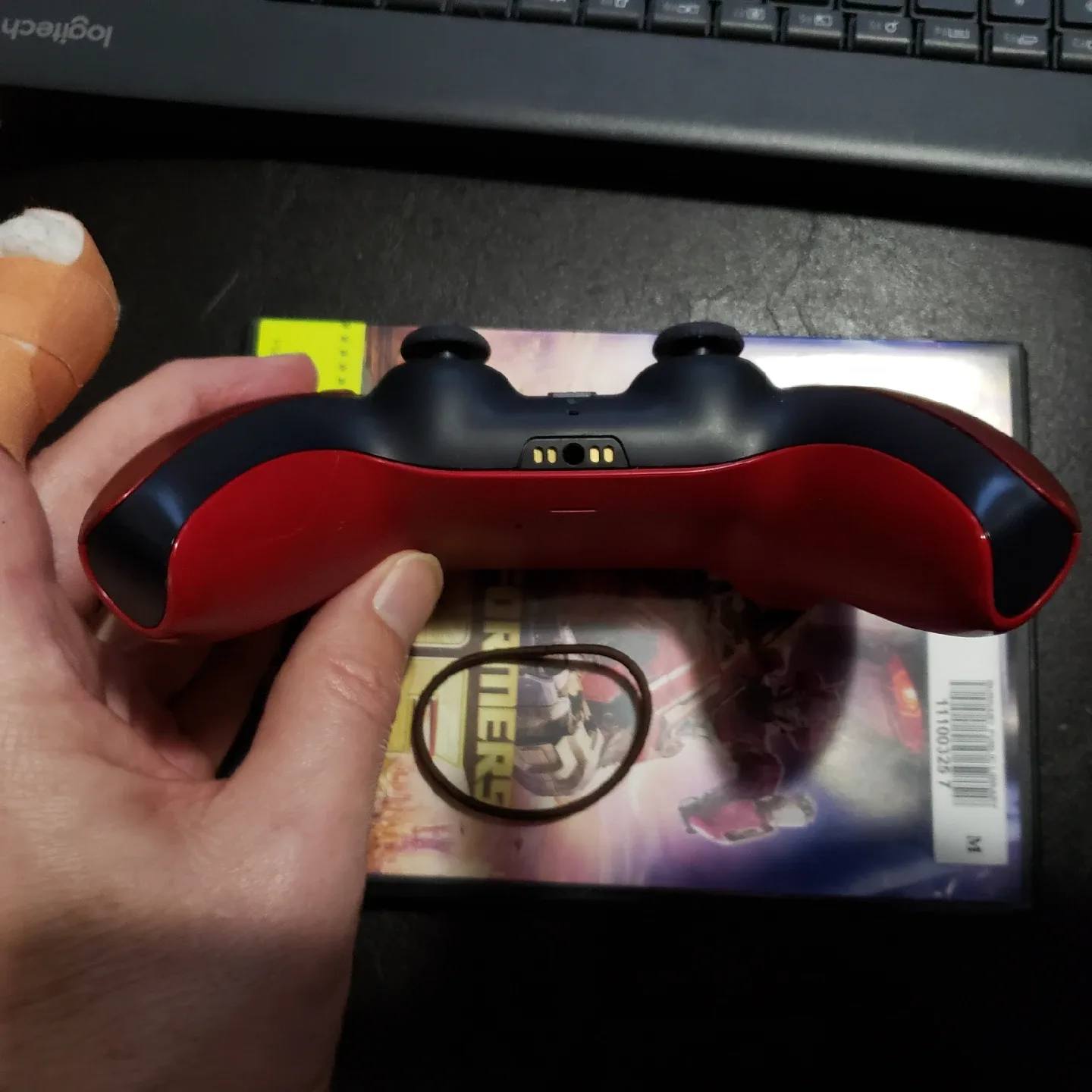 Red Sony PlayStation 5 DualSense Controller image indicator(4)