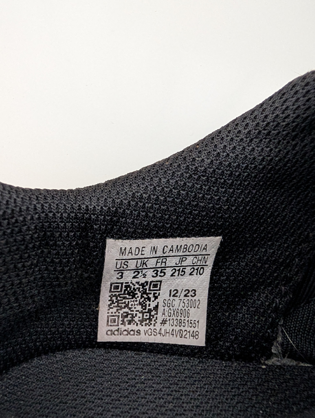 Adidas GX6906 Soccer Cleats - US 3 - photo 4
