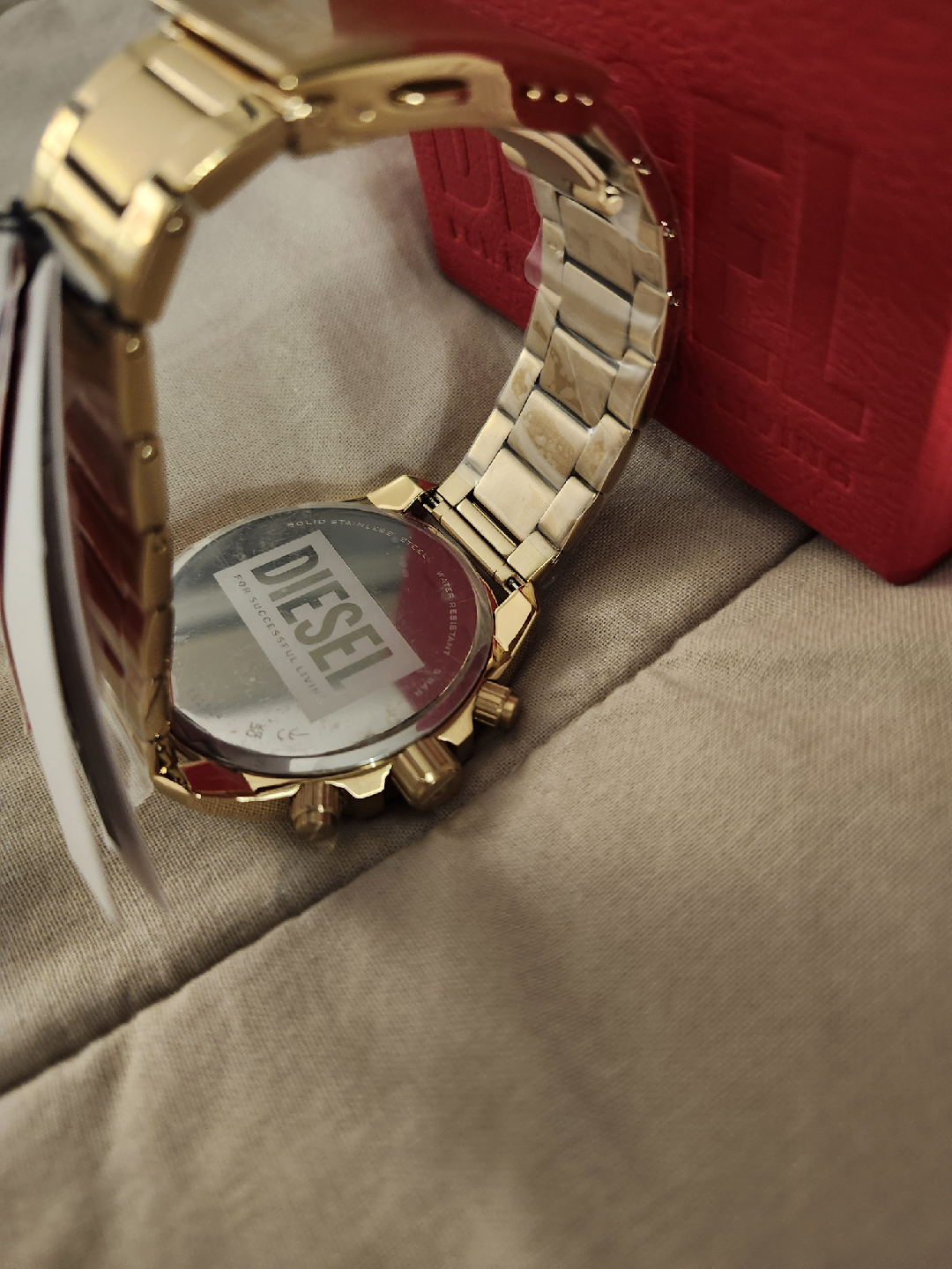 DIESEL - MEN'S NEW WITH TAGS - Gold tone chronograph watch - photo 3