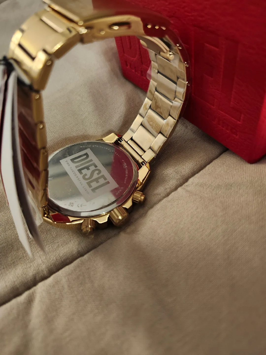 DIESEL - MEN'S NEW WITH TAGS - Gold tone chronograph watch image indicator(3)