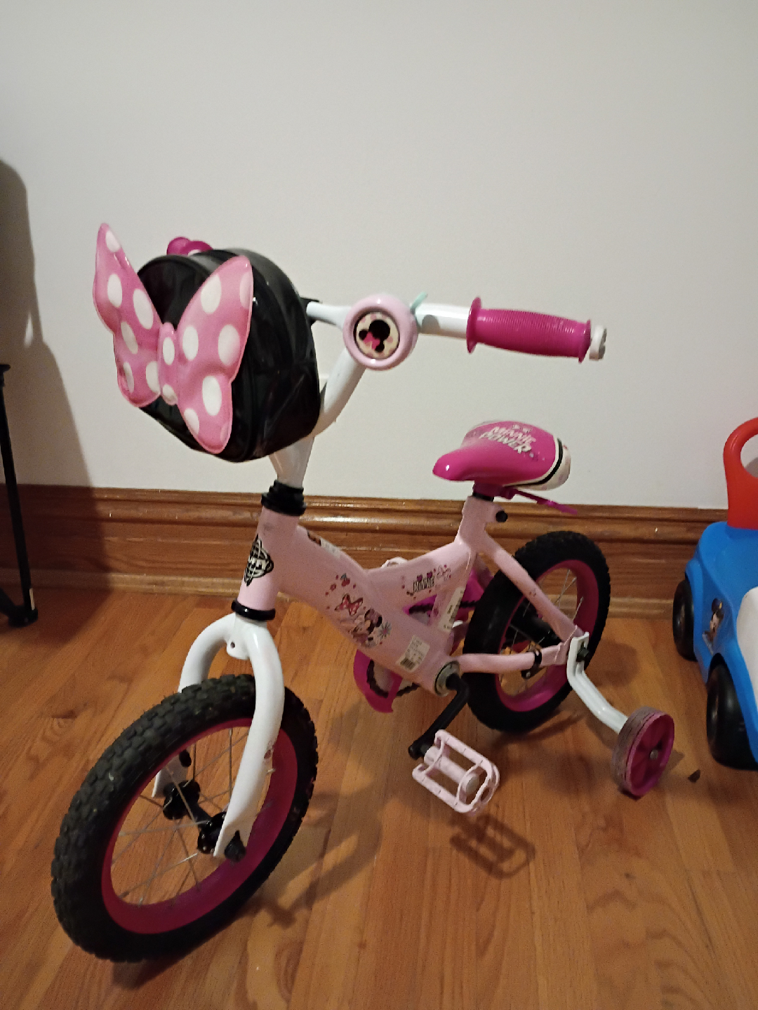 Disney Minnie Mouse 12-Inch Girls' Bike - photo 2