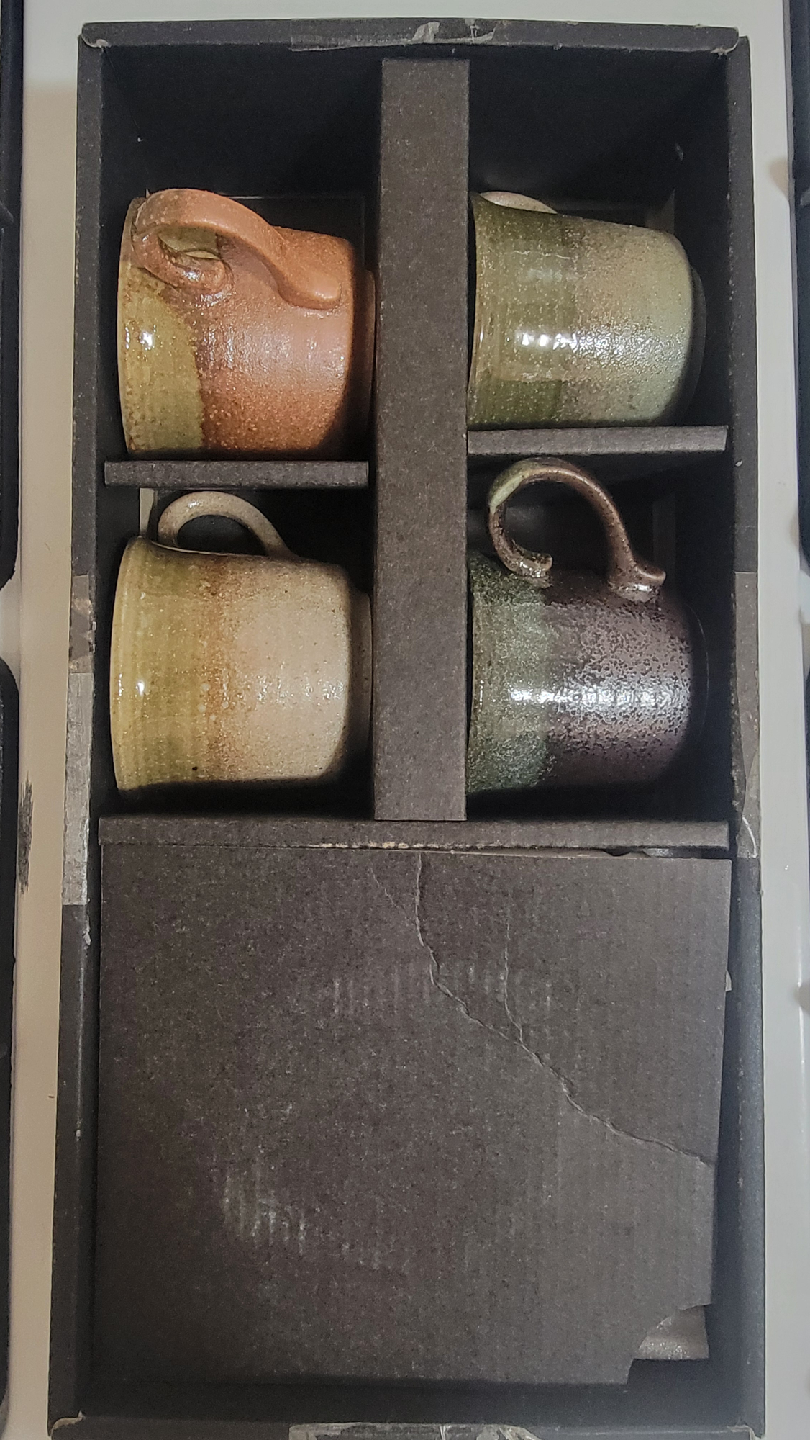 Handmade Ceramic Mug Set - 4 Mugs & Plate 🥕 - photo 2