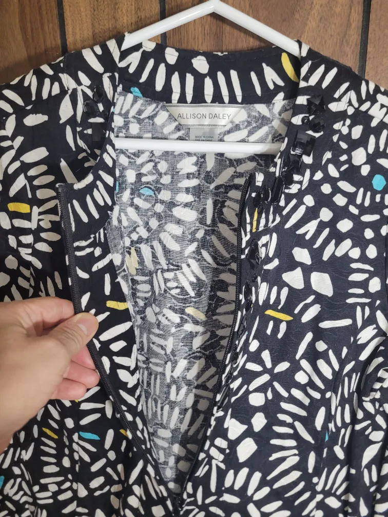 Allison Daley Black/White Patterned Jacket - Size 10 image indicator(4)