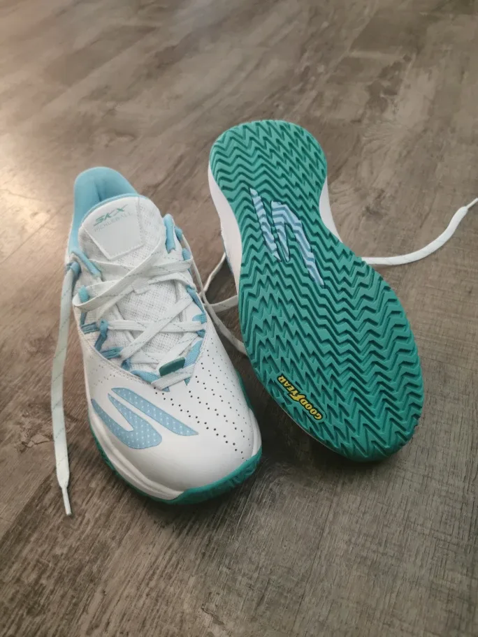 Pickleball/Tennis Women's Shoes - White & Blue image indicator(2)