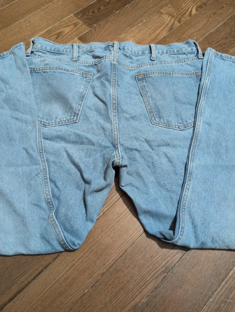 old Navy straight cut image indicator(2)