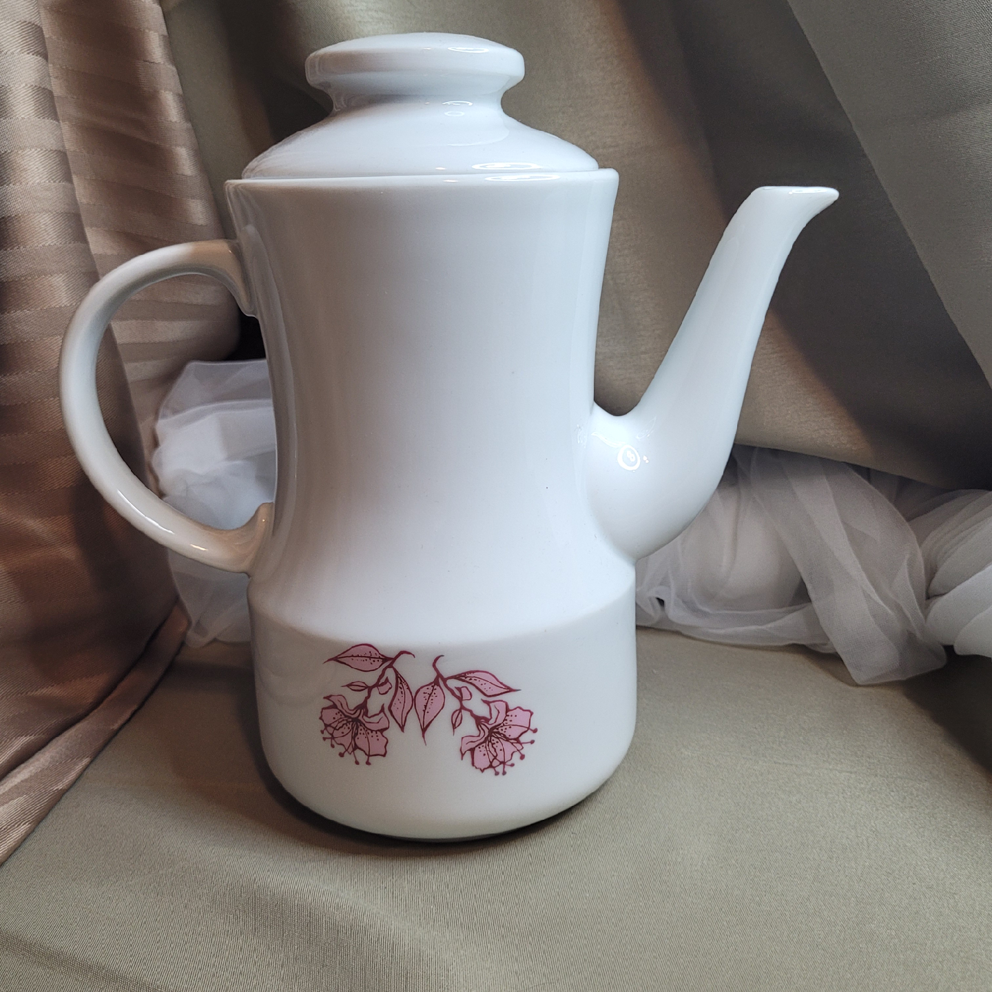 Wawel Krzysztof Porcelain Poland China Teapot