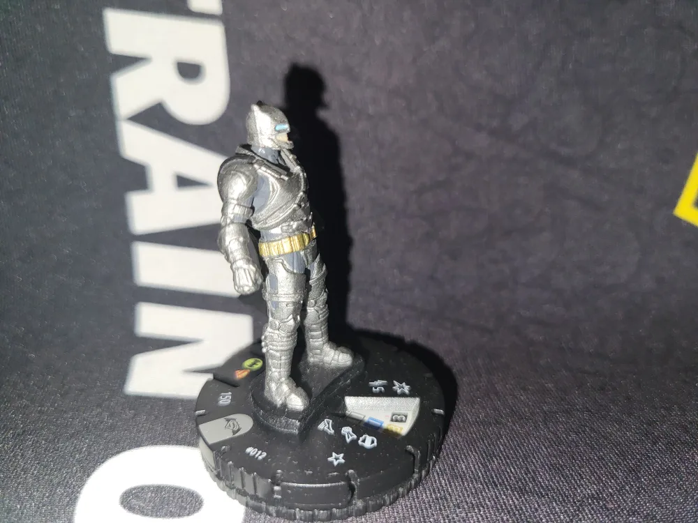 2016 Batman Vs Superman Heroclix Set: Batman #012 image indicator(4)