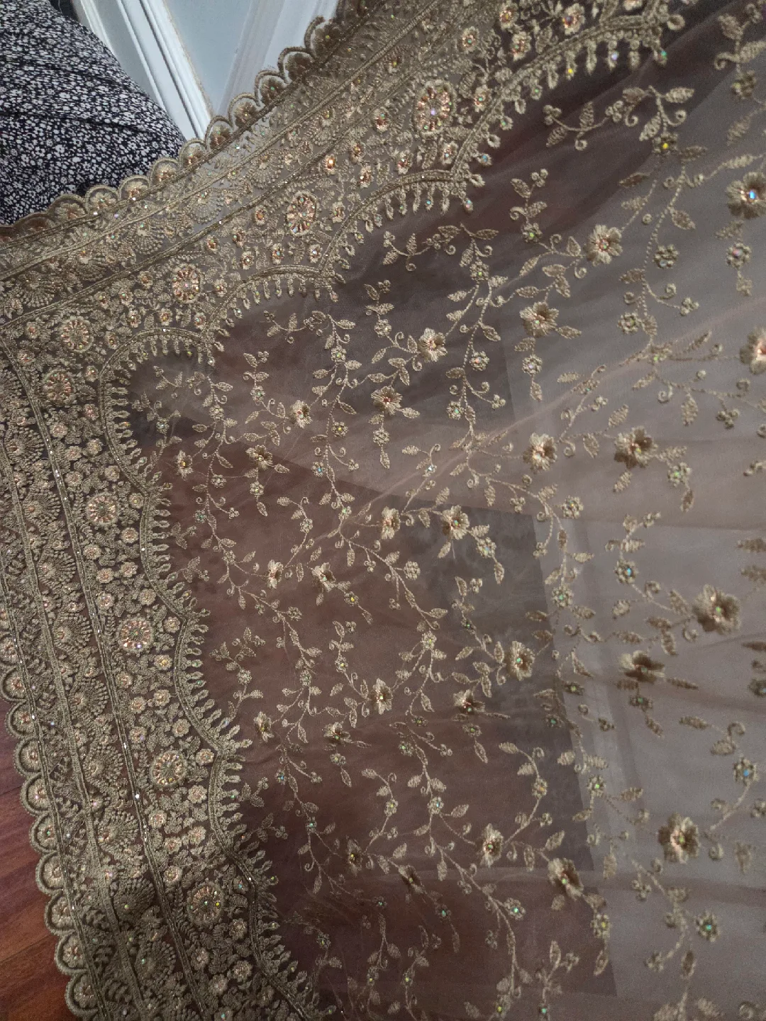 Elegant Golden Embroidered Saree - Party/Wedding Wear image indicator(3)