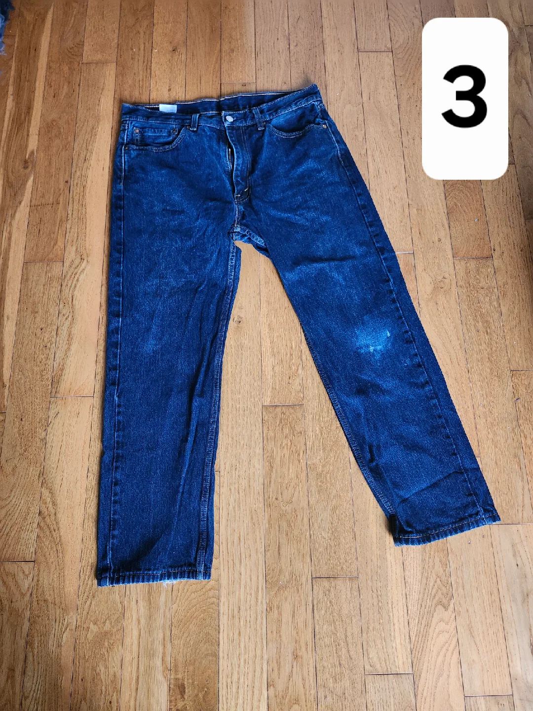 Levi Jeans image indicator(3)