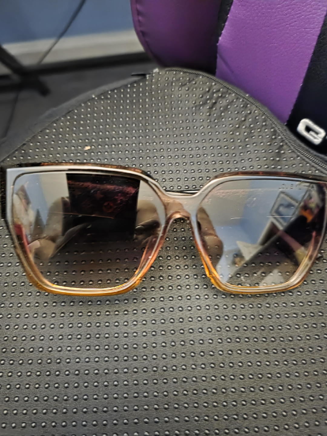 Louis Vuitton Sunglasses - photo 2