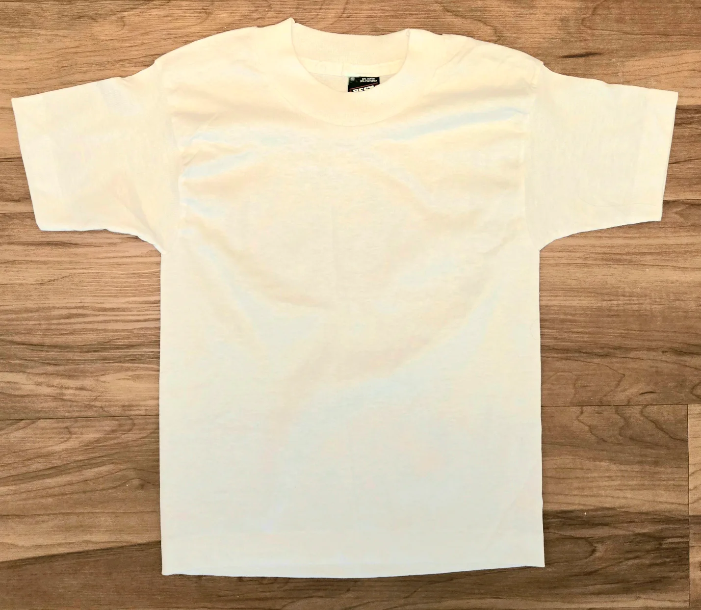 NEW Kids Tshirts Size 2-4 image indicator(6)