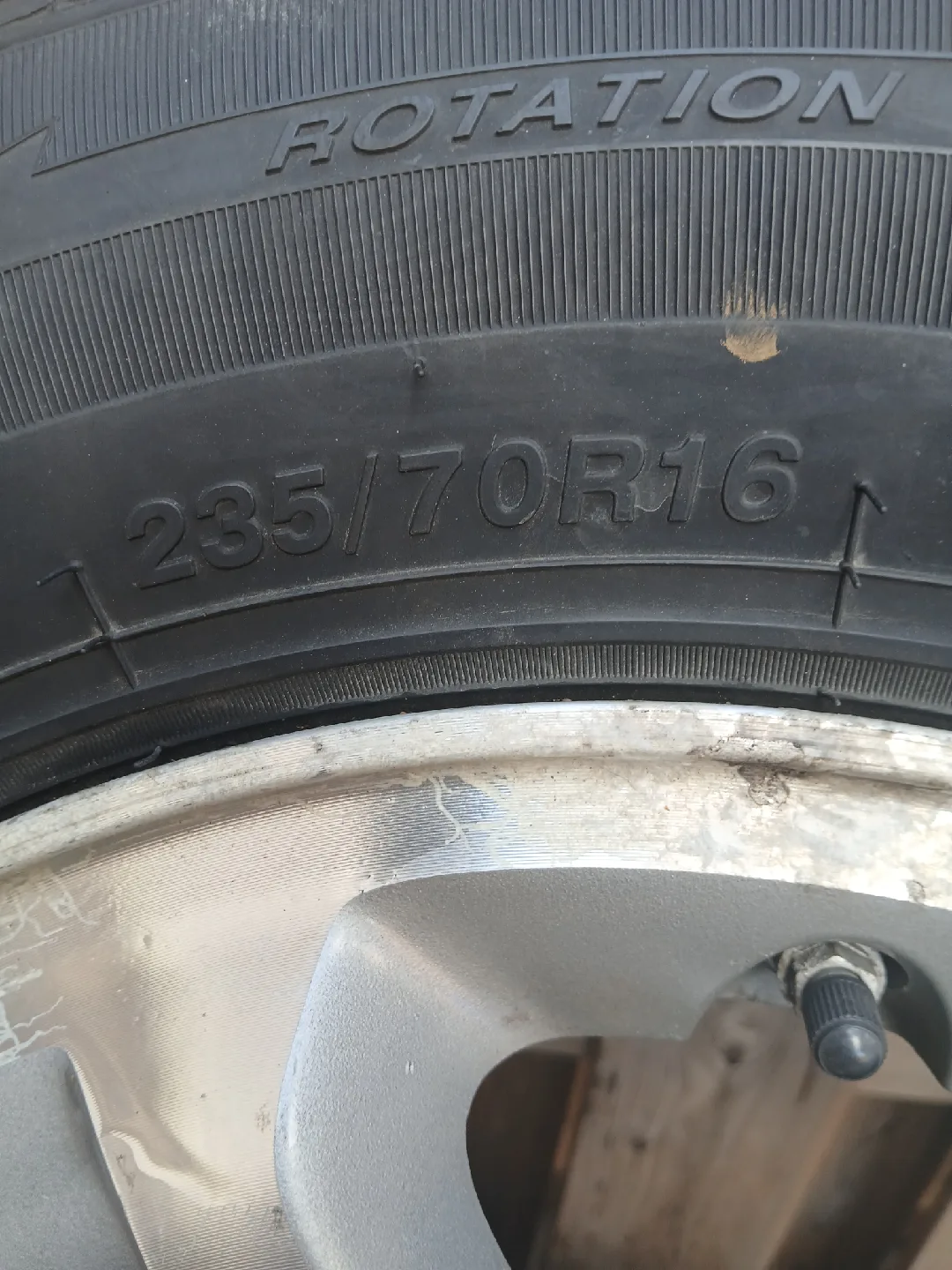 Set of 4 Used Winter Tires image indicator(7)